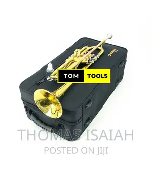 Suzuki Professional B♭ B Flat Trumpet, Gold Lacquer In Hard
