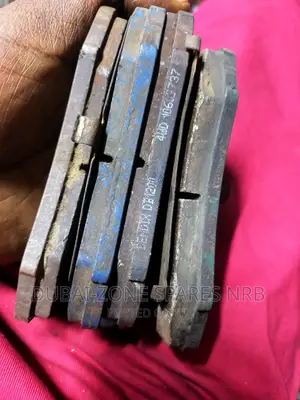 Prado J95,J120,J150,V8 200-Series Rear Brake Pads Available.