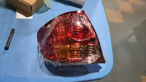 Allion 240 2005/2007(Zzt240) Tail Lamp/Tail Light