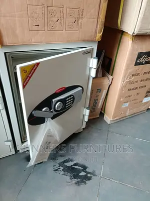 Safe Box Model 070EHK