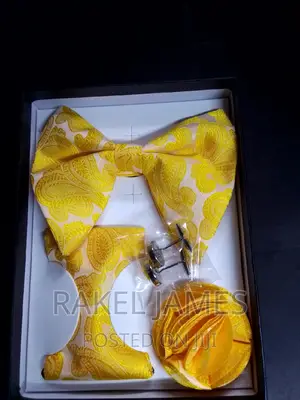 Yellow Butterfly Bowtie
