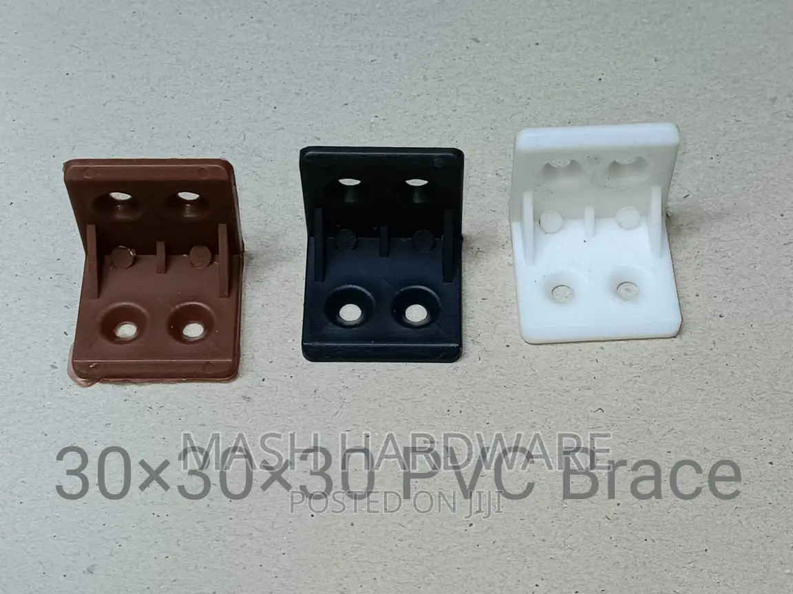 30*30*30 PVC Brace