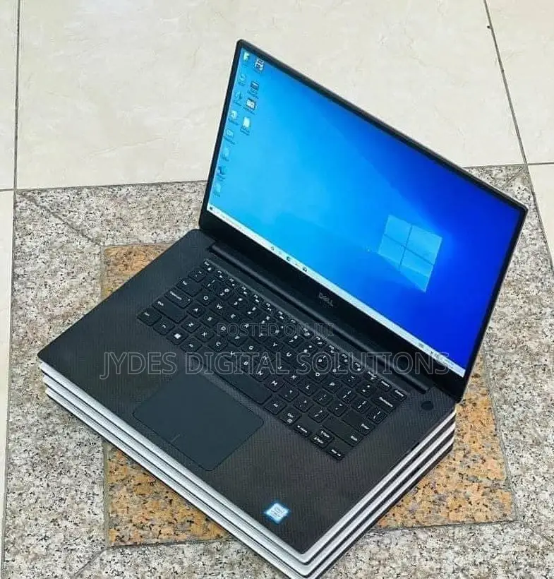 Laptop Dell Precision 5530 32GB Intel Core i7 SSD 512GB