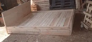 King Size Pallet Bed #34