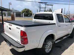Hard Foldable Boot Cover Available