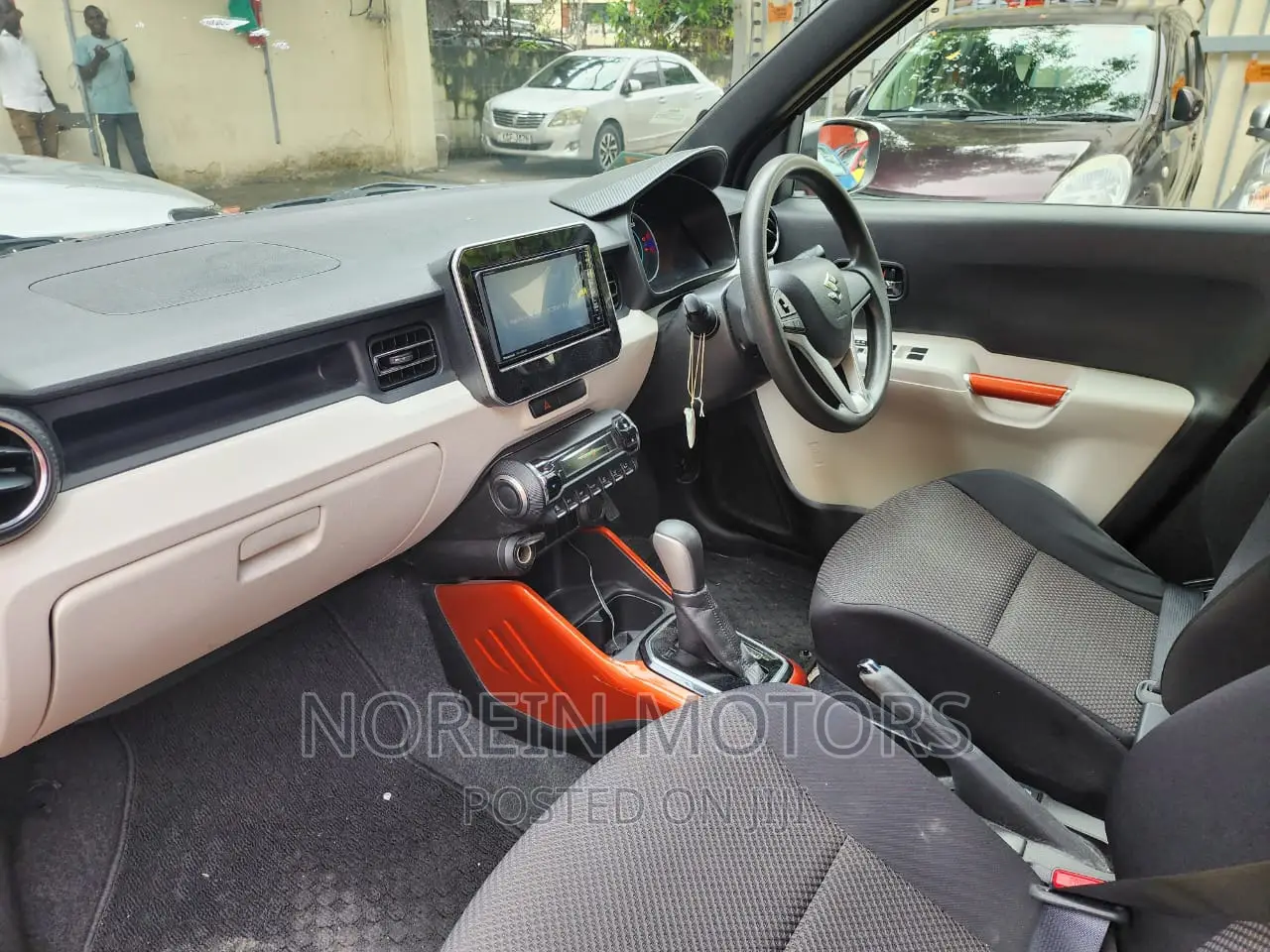Suzuki Ignis 2017 Orange