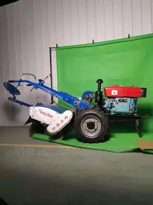 Small Disc Ploughing Walking Tractor