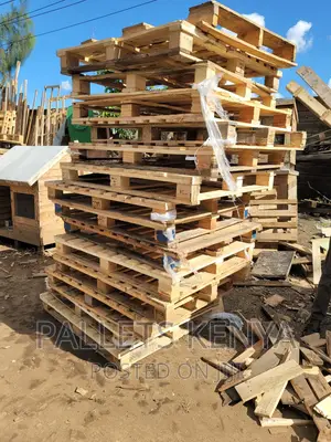Wooden Pallets.(#SM01)