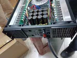 Crest Audio 18 Normal Switch