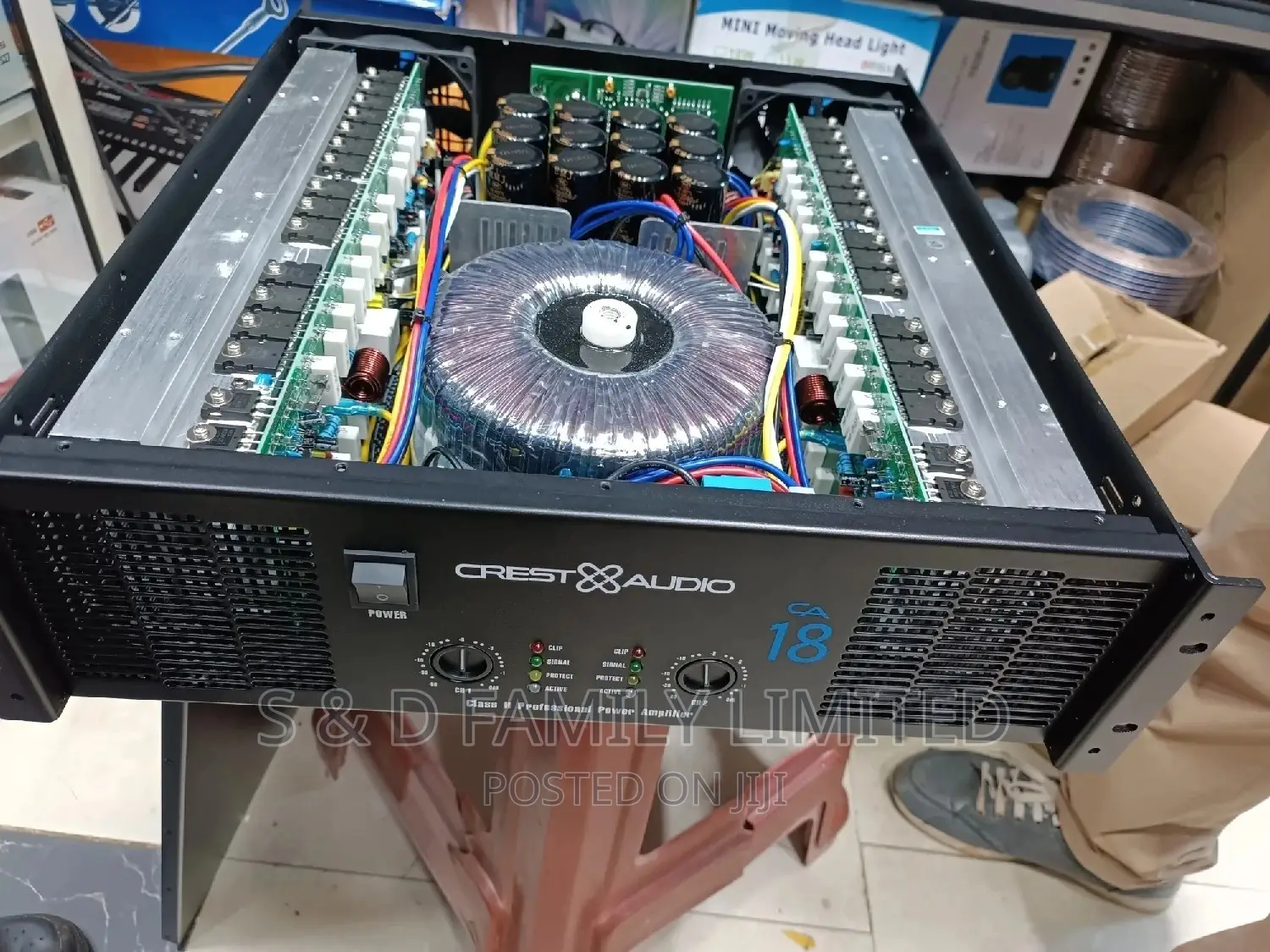 Crest Audio 18 Normal Switch