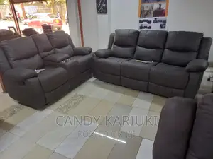 Spacious 5 Seater Recliner Sofa Set