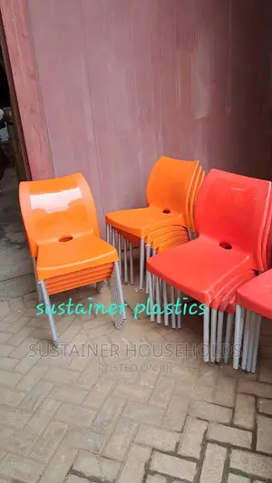 Armless Plastic Chairs With Metal Tubing Legs