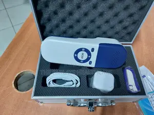 Vein Display Instrument. / Vein Finder.