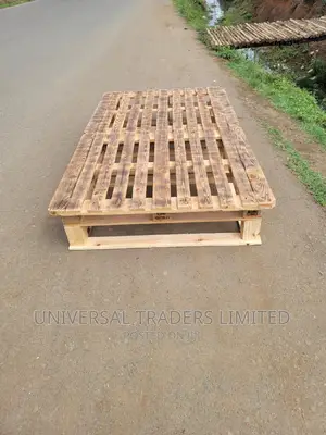 Pallets - 4 by 6 Pallet Bed - Blazed 4 by 6 Bed - HT