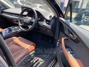 Audi Q7 2017 Black