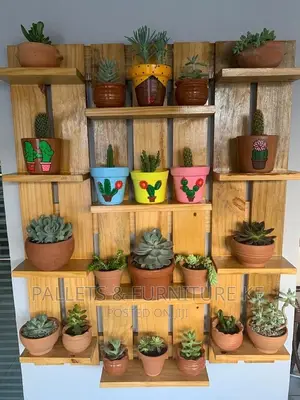 Unique Pallet Planters.