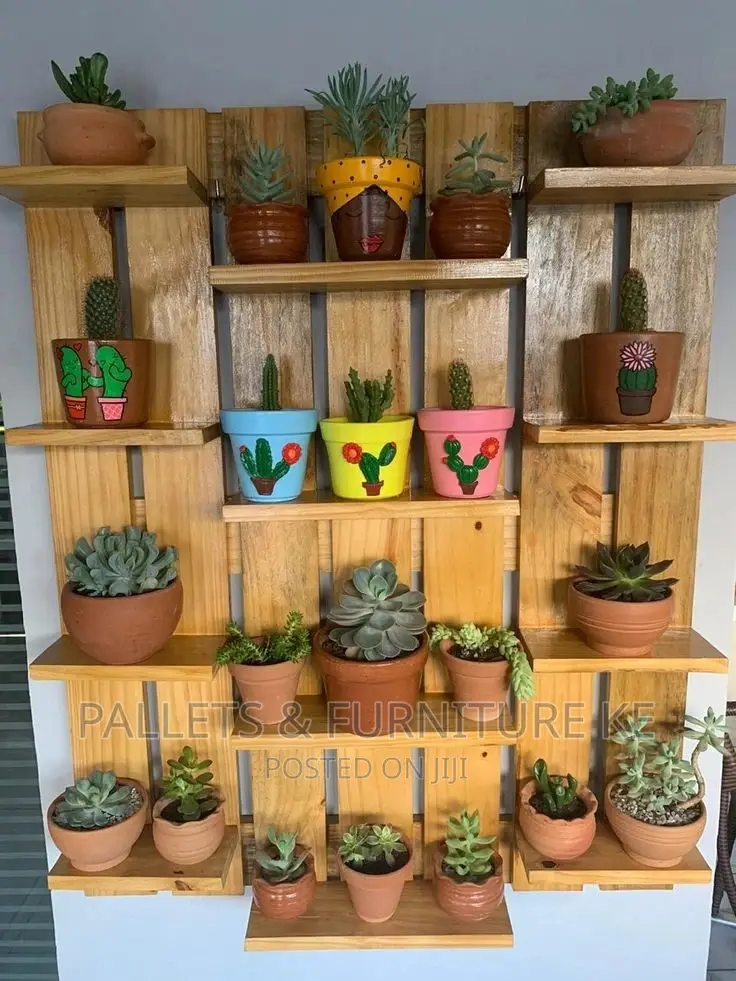 Unique Pallet Planters.