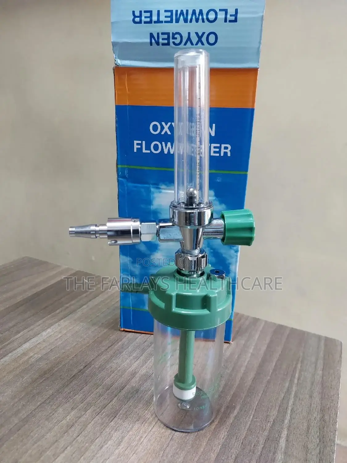 Single Wall Mount Oxygen Regulator.