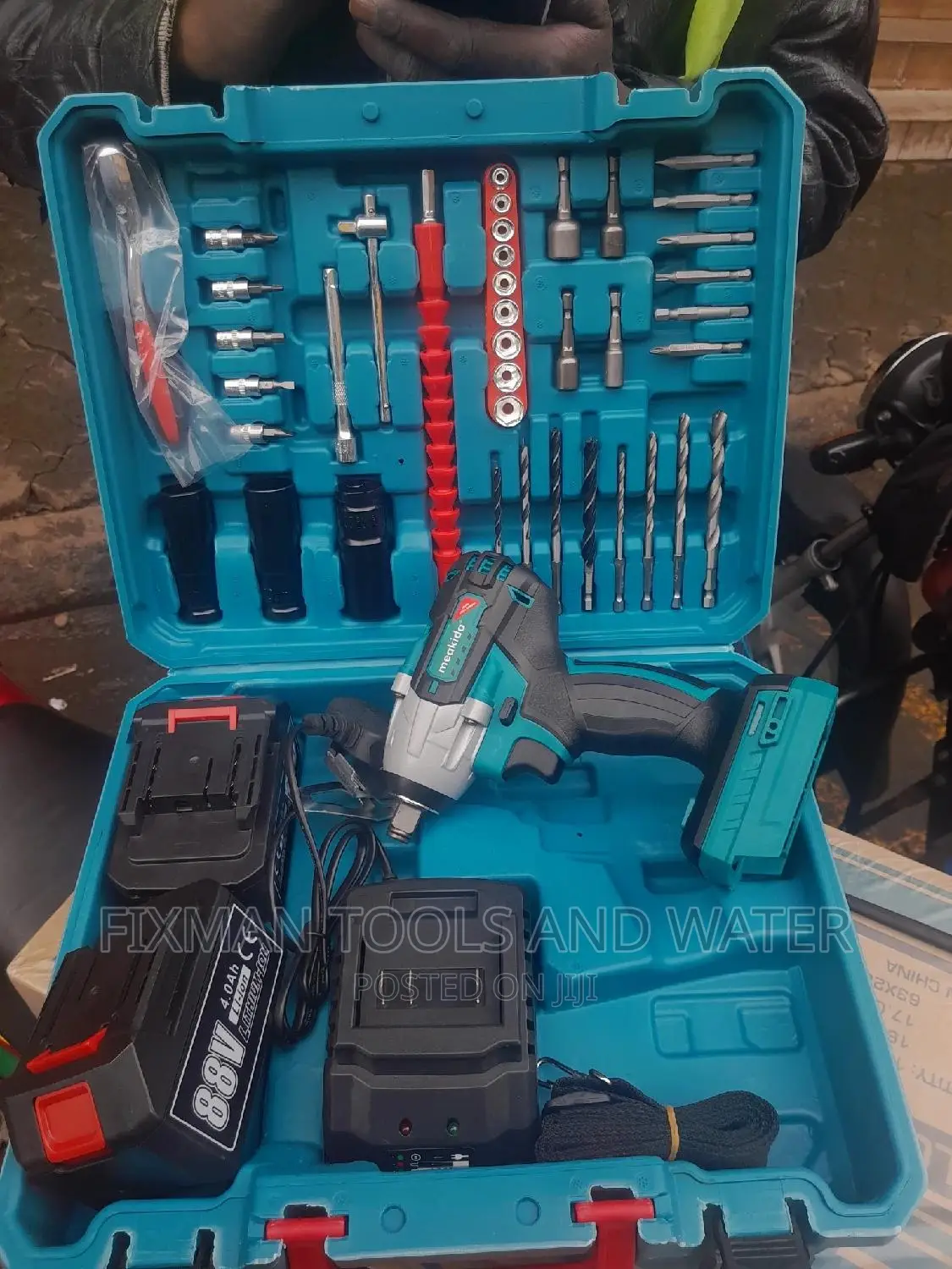 Max Torque Makita Cordless Impact Wrench 88V