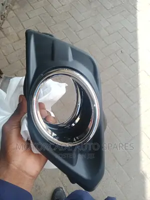 Nissan Xtrail 2014/2015  Fog Light Cover