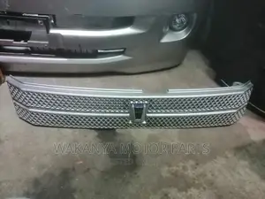 Toyota Voxy 2004/05/06/07 Grille, Clean Ex Japan Motor Parts