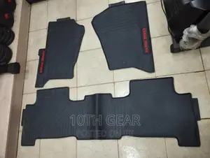 Range Rover Sport 2005-2012 Car Mats Branded Rubber