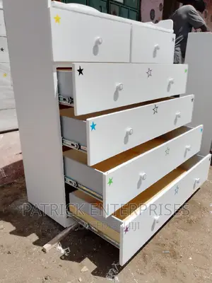MDF Chest of Drawers 4 by 4 Fitts