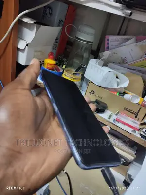 Samsung Galaxy J6 32 GB Silver