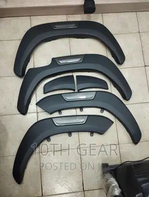 Hilux 2015-2020 Fender Flares Original Fenders
