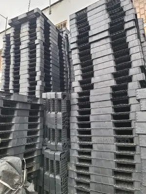 Plastic Pallets - Plastic Pallets - Premium Plastic Pallets