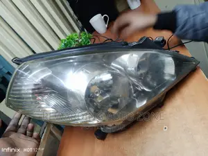 Nissan Y11 Wingroad Headlight Non Xenon RHS