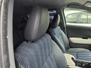 Honda Vezel 2016 Red