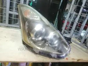Toyota Wish 2005/2008 Xenon Headlamp, Clean Ex Japan