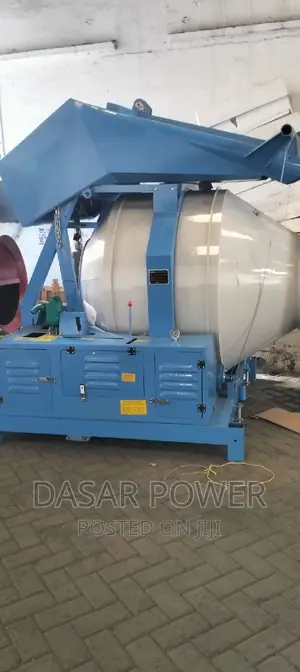 560l Diesel Self-Loading Mixer