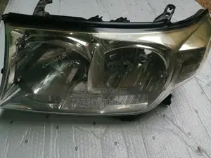 Toyota Land Cruiser Head Light, Headlamp