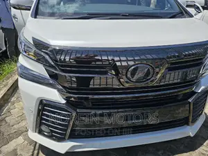 Toyota Vellfire 2017 Off white