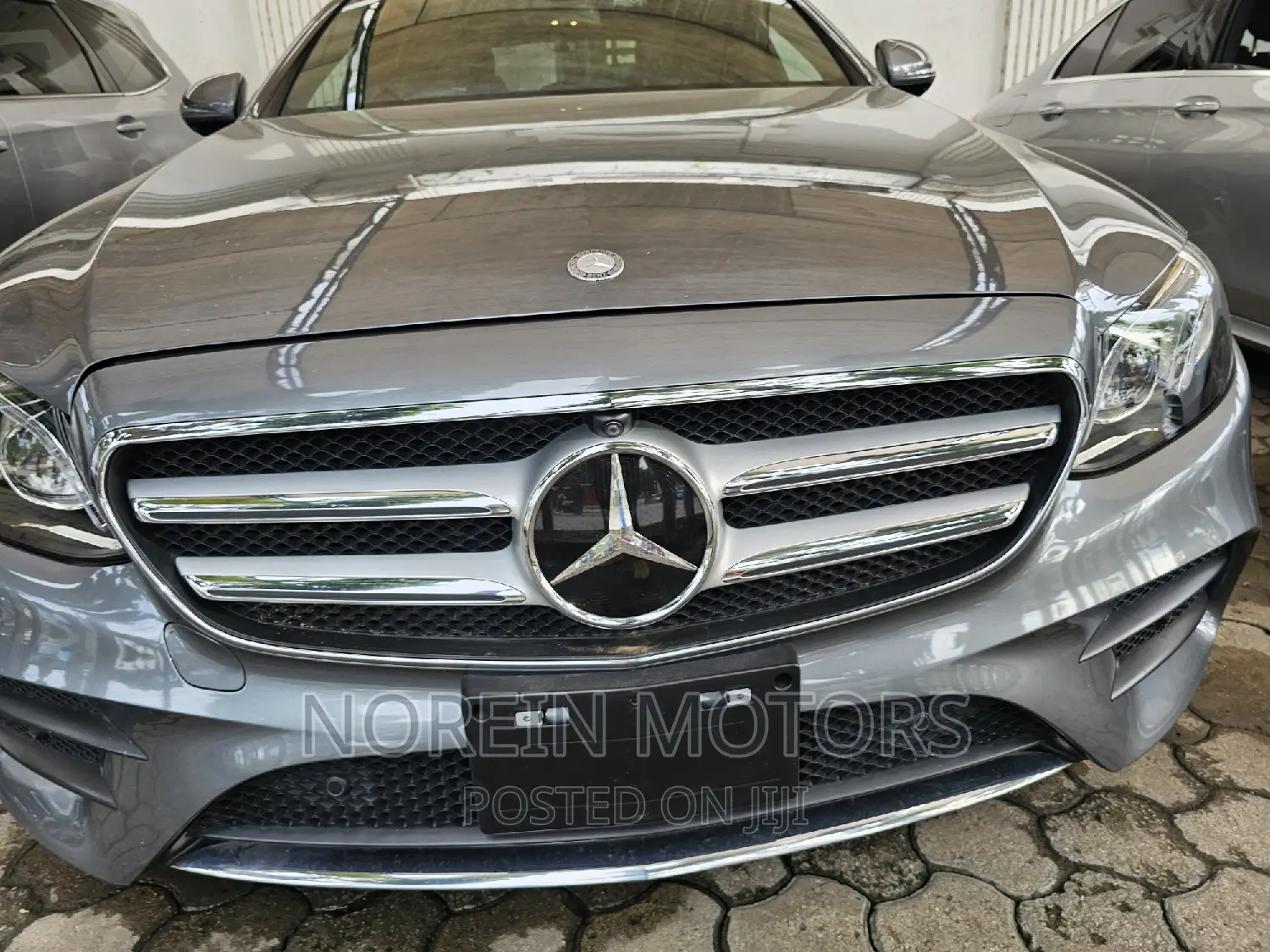 Mercedes-Benz E200 2017 Gray