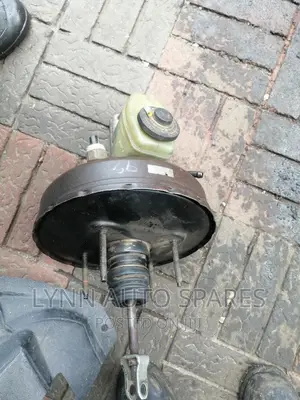 Toyota Hilux Complete Booster With Master Cylinder
