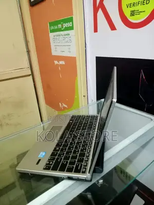 Laptop Asus Vivobook E200HA 4GB Intel HDD+SSD 500GB