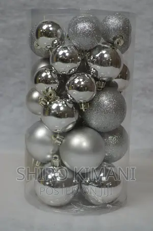 Best Decorations Christmas Tree Available