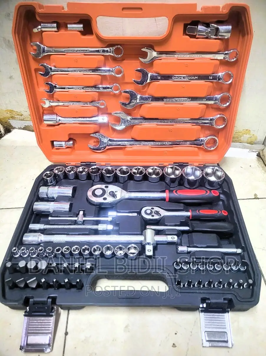 Professional 82 PCS Socket Set