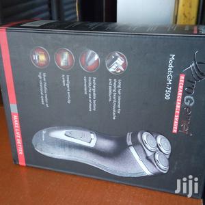 Progemei Rechargable Shaver
