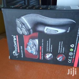 Progemei Rechargable Shaver