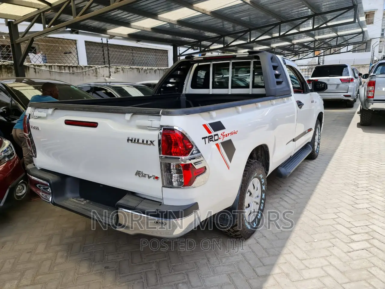 Toyota Hilux 2017 White