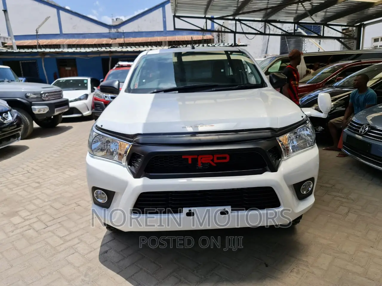 Toyota Hilux 2017 White