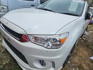 Mitsubishi RVR 2017 White