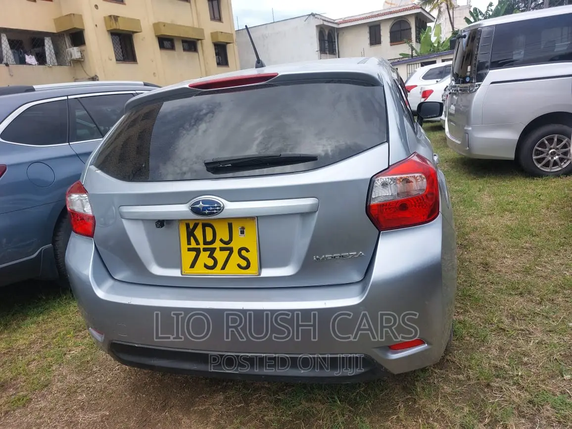 Subaru Impreza 2015 Silver