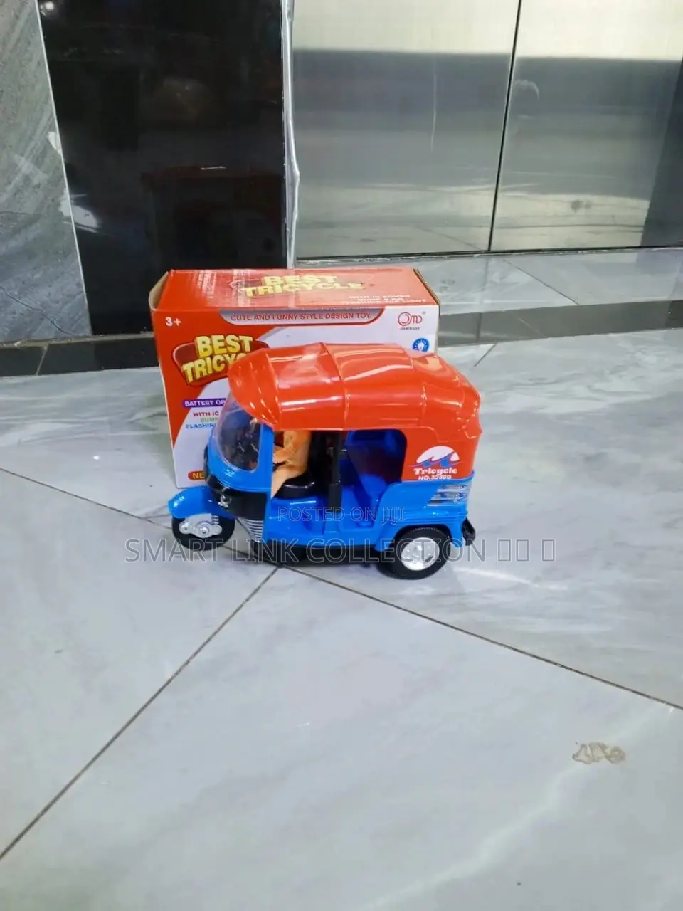 Mini Tuk Tuk
Battery Operated