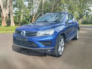 Volkswagen Touareg 2016 Blue