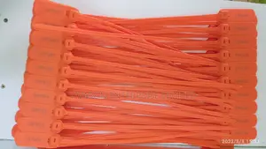 Flat Plastic Seals 40cm.